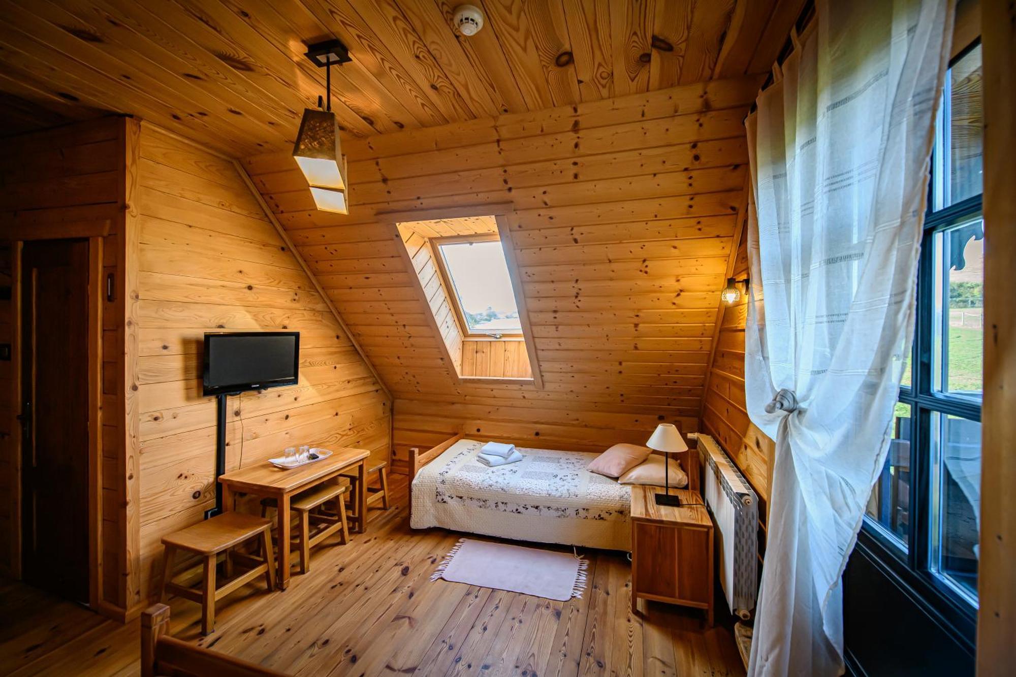 Pokój trzyosobowy z balkonem